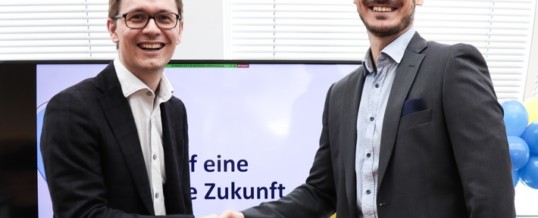 easyname und dogado schlieÃen sich zusammen / Florian Schicker und Daniel Hagemeier erschaffen eines der grÃ¶Ãten inhabergefÃ¼hrten Hosting-Unternehmen im DACH-Markt